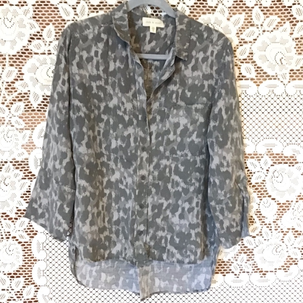Cloth & Stone Button Up Blouse
